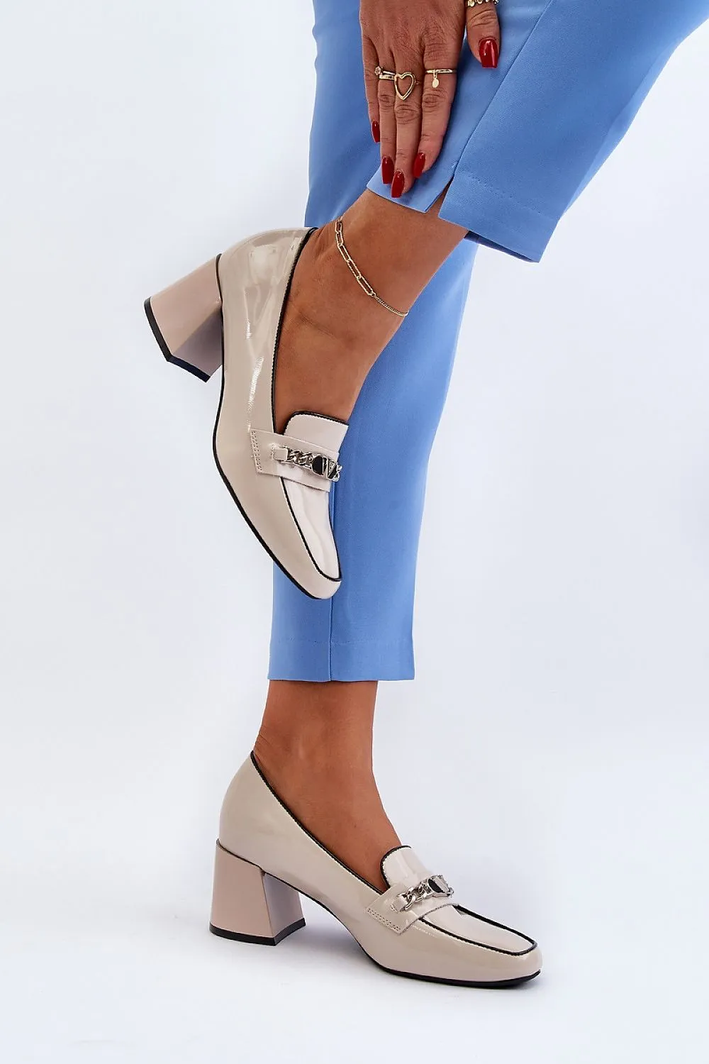 Block heel pumps Step in style