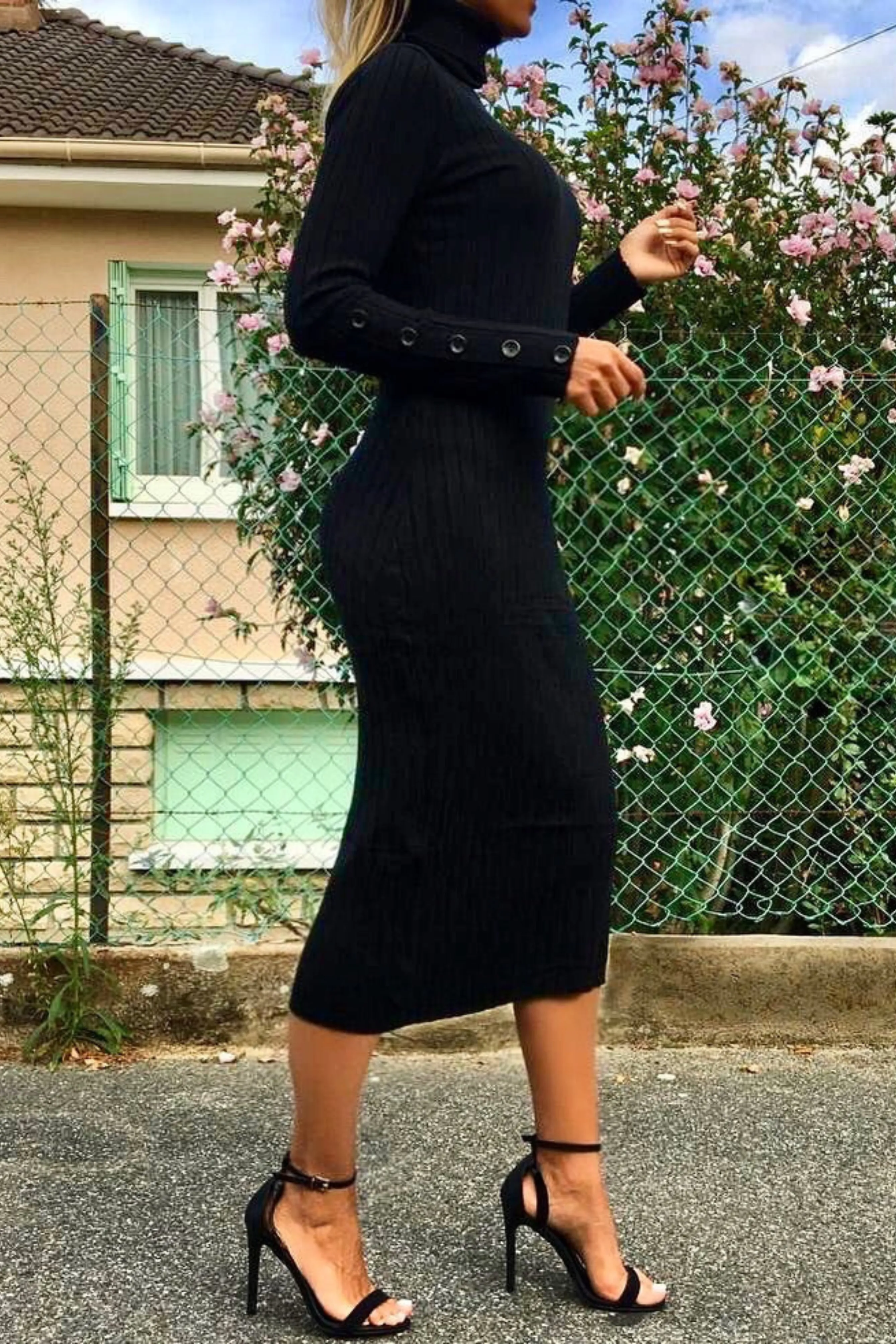 DINA BLACK KNITTED HIGH NECK MIDI DRESS