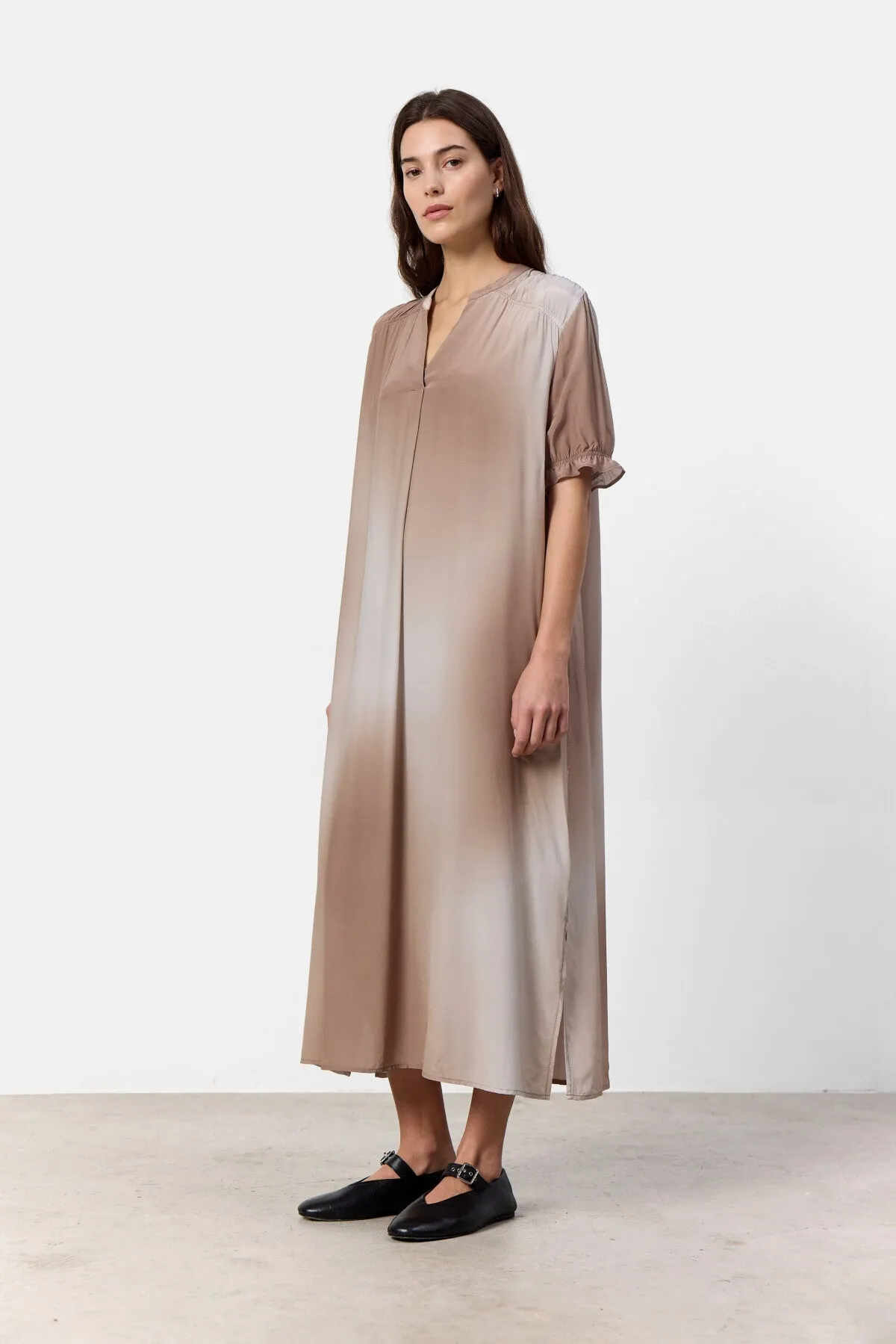 LR-HARMONI 1 Dress Sand