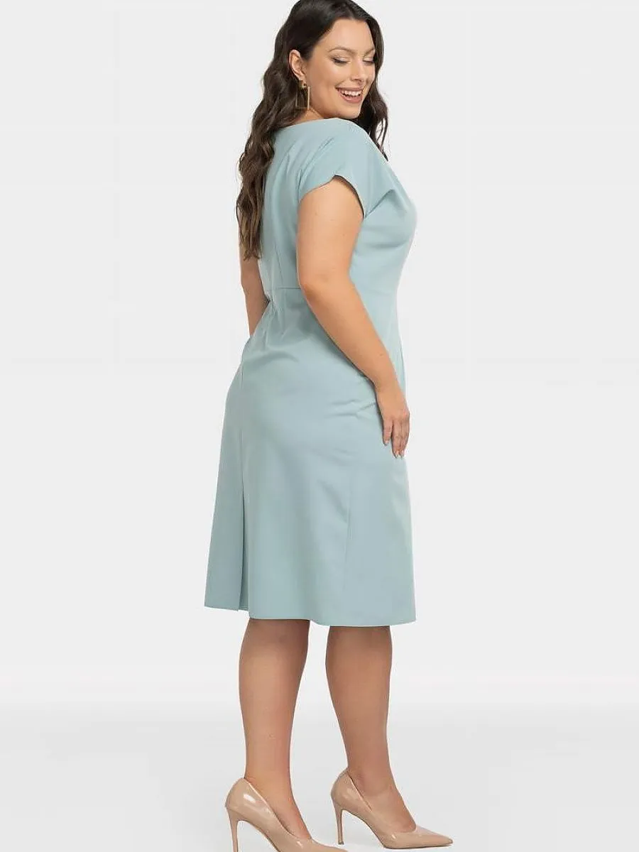 Plus size dress model 196877 Karko