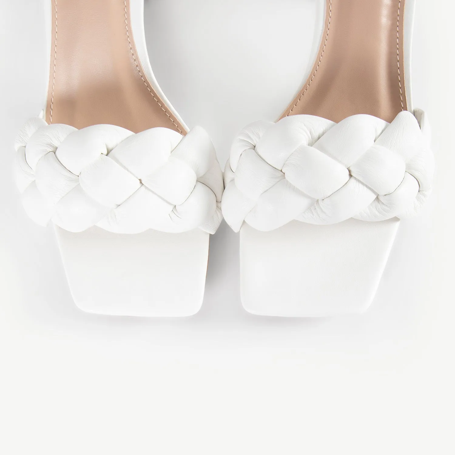 RAID Jaelyn Block Heel Sandal in White